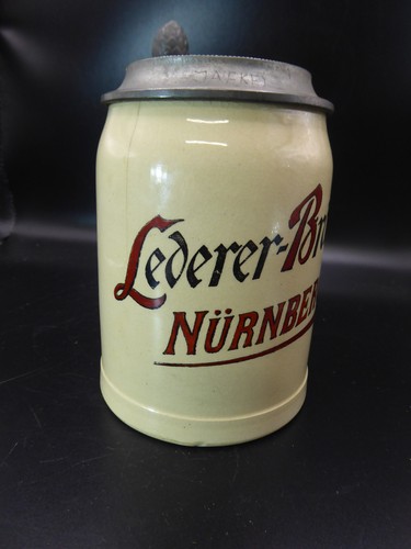 Alter bierkrug mit zinndeckel - bierkrug,