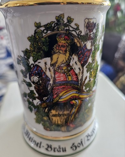 Super bierkrug mit zinndeckel - ,